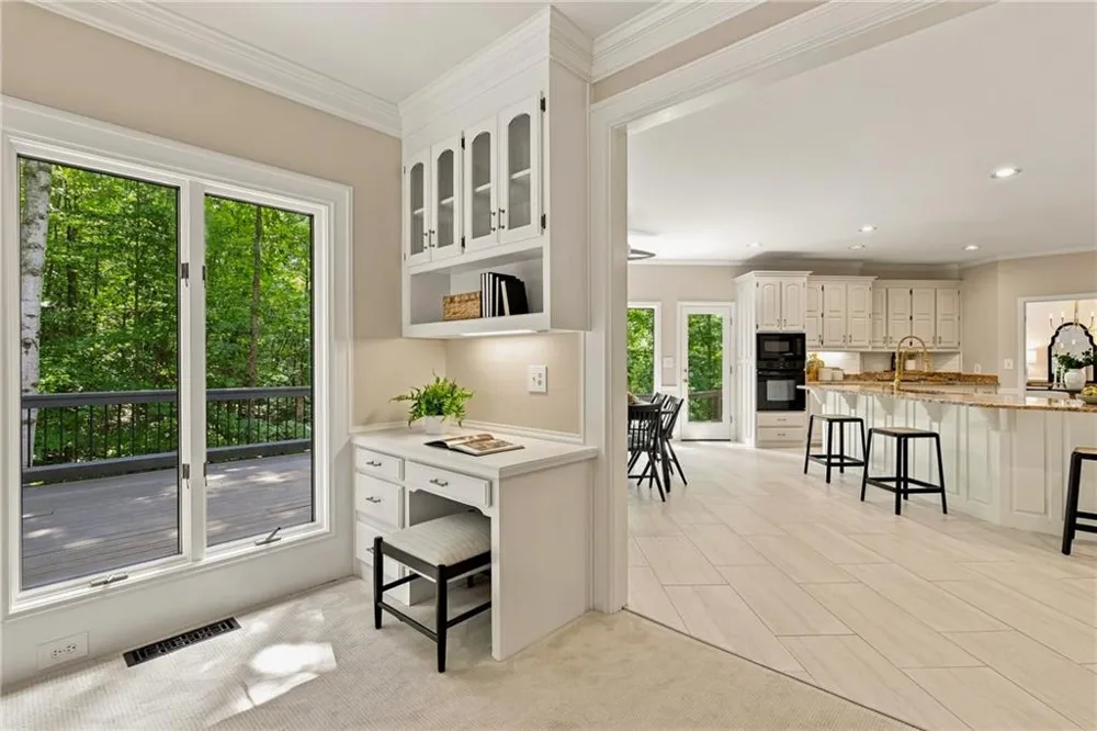 2175 River Cliff Drive Roswell, GA 30076
