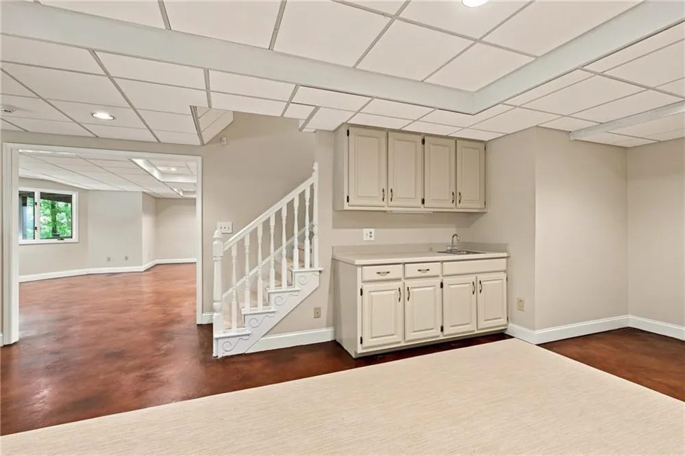 2175 River Cliff Drive Roswell, GA 30076