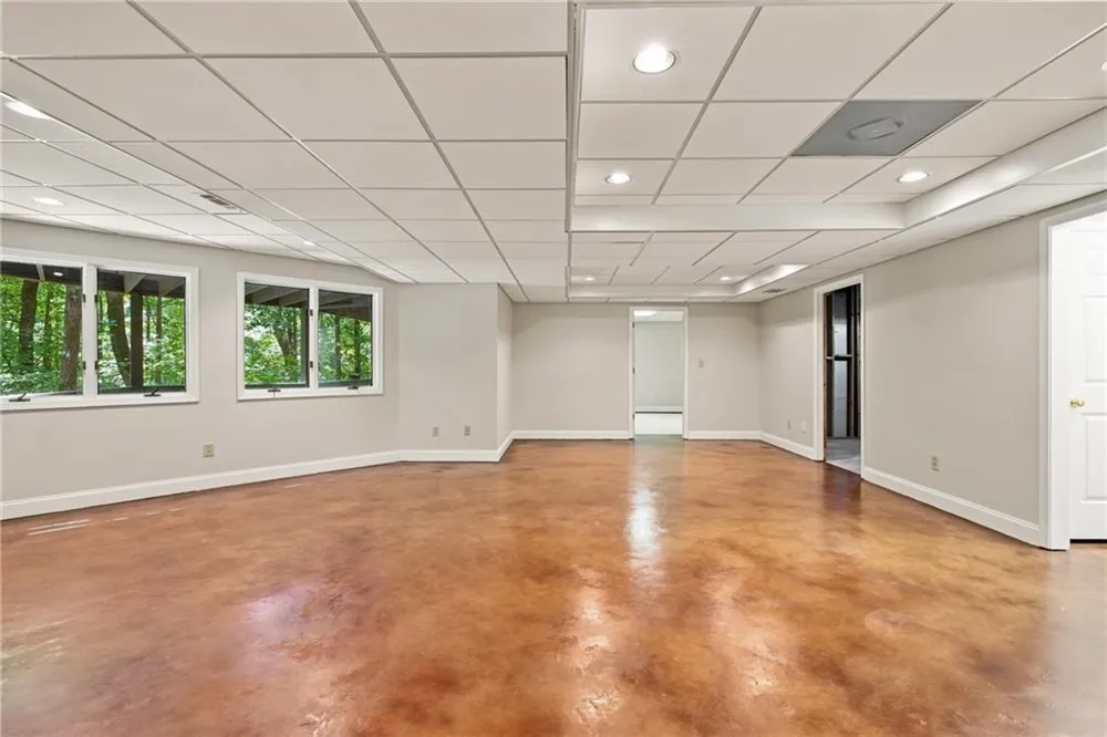 2175 River Cliff Drive Roswell, GA 30076