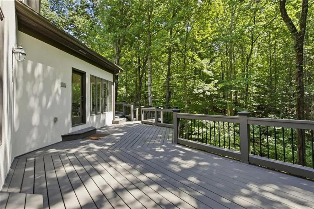 2175 River Cliff Drive Roswell, GA 30076