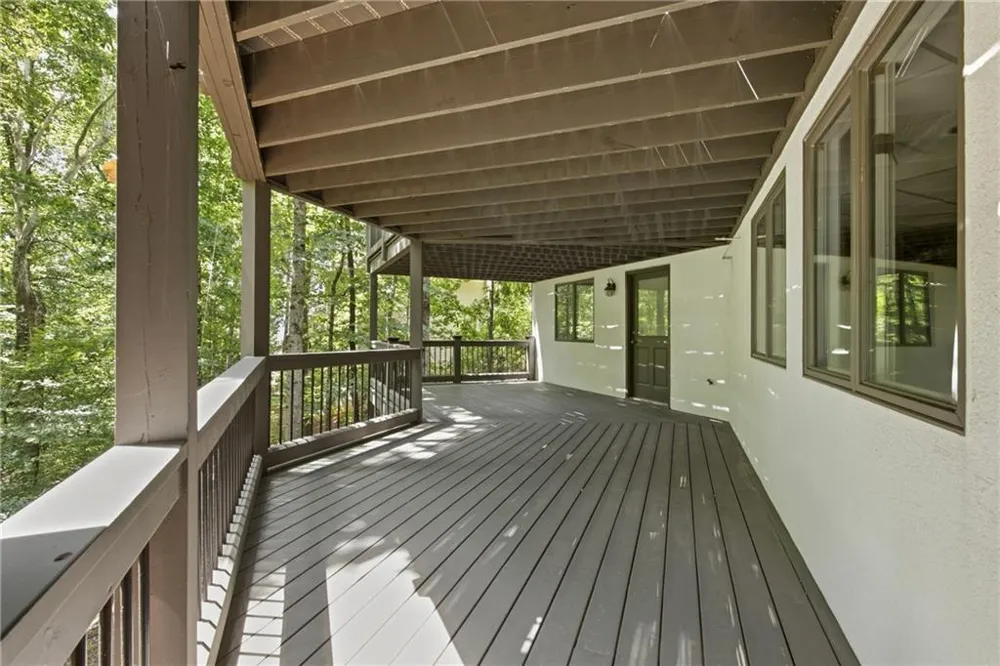 2175 River Cliff Drive Roswell, GA 30076