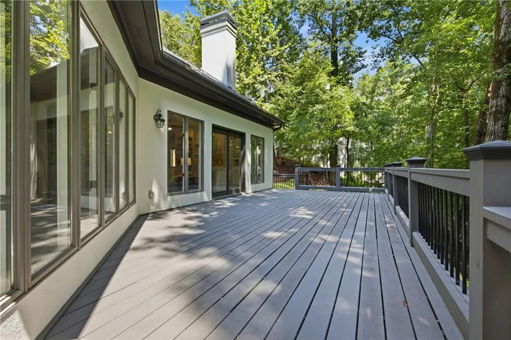 2175 River Cliff Drive Roswell, GA 30076