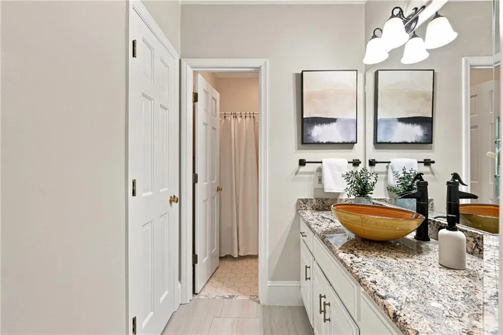 2175 River Cliff Drive Roswell, GA 30076