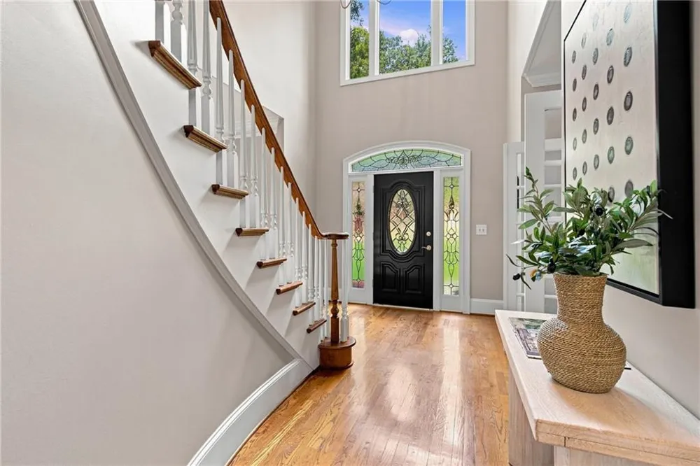 2175 River Cliff Drive Roswell, GA 30076