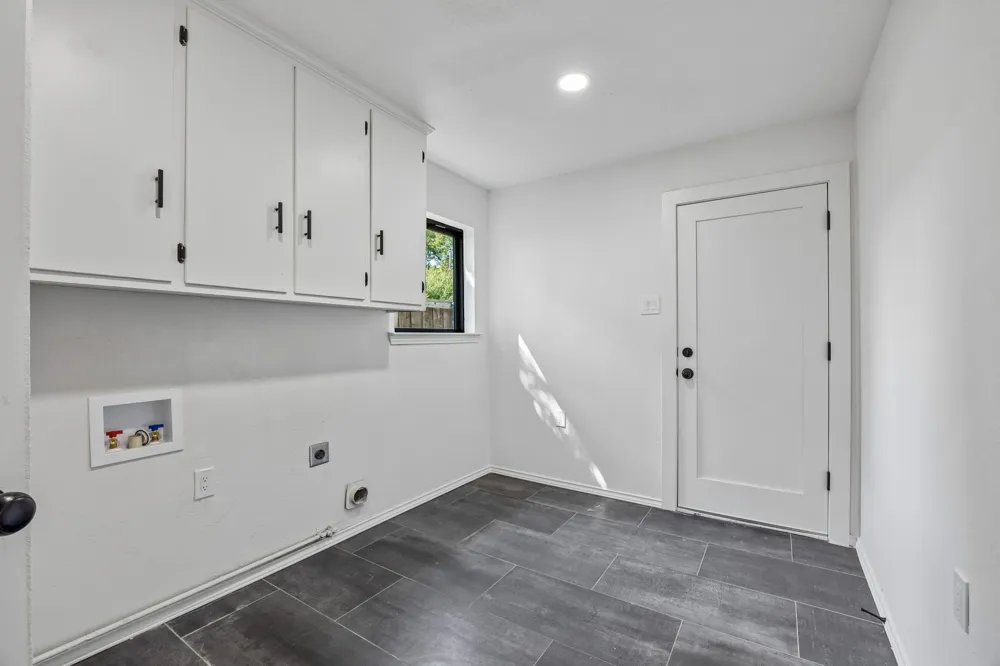 10015 Milltrail Drive Dallas, TX 75238