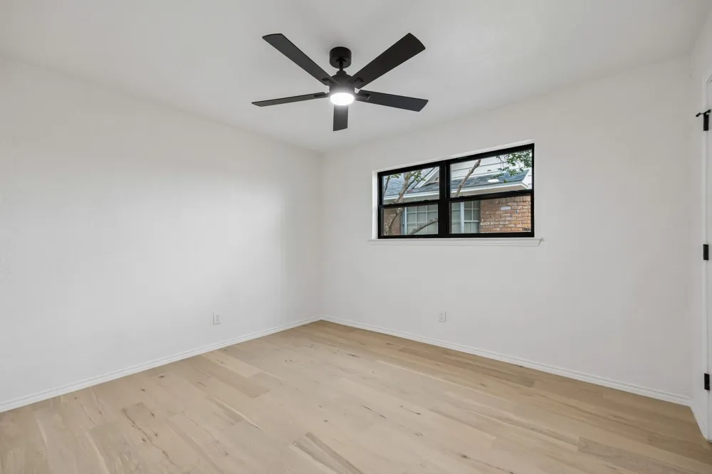 10015 Milltrail Drive Dallas, TX 75238