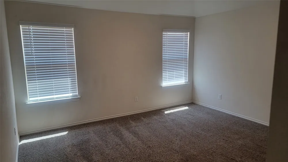 808 Twin Edge Drive Royse City, TX 75189