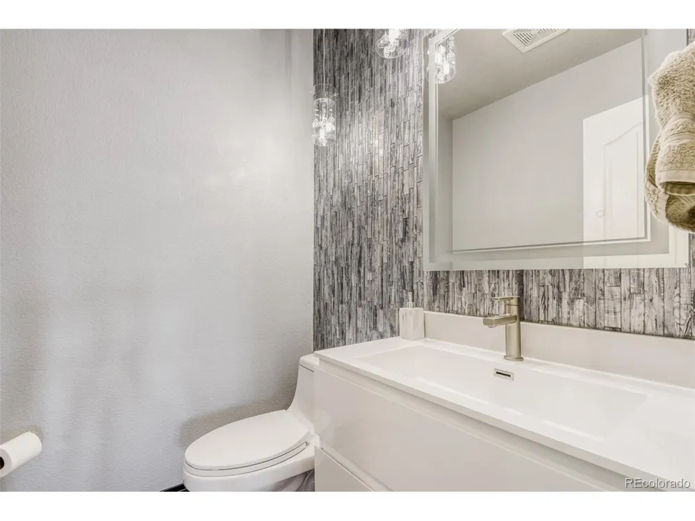 24357 E Fremont Drive Aurora, CO 80016