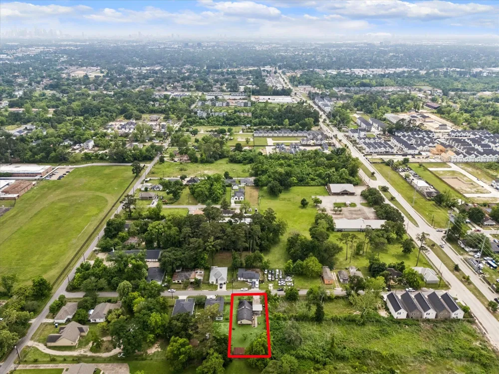1022 Homer Street Houston, TX 77091