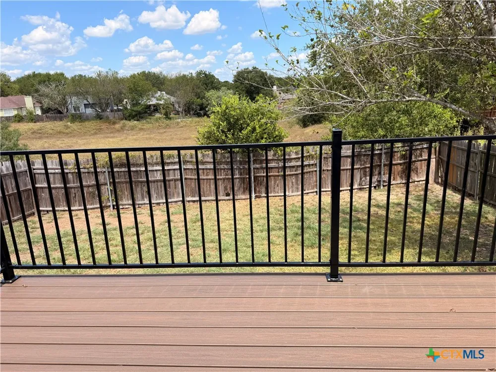 1229 Hilltop Drive San Marcos, TX 78666