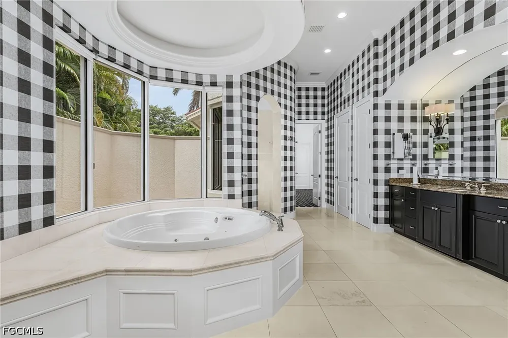 Glenisle Way Fort Myers, FL 33912