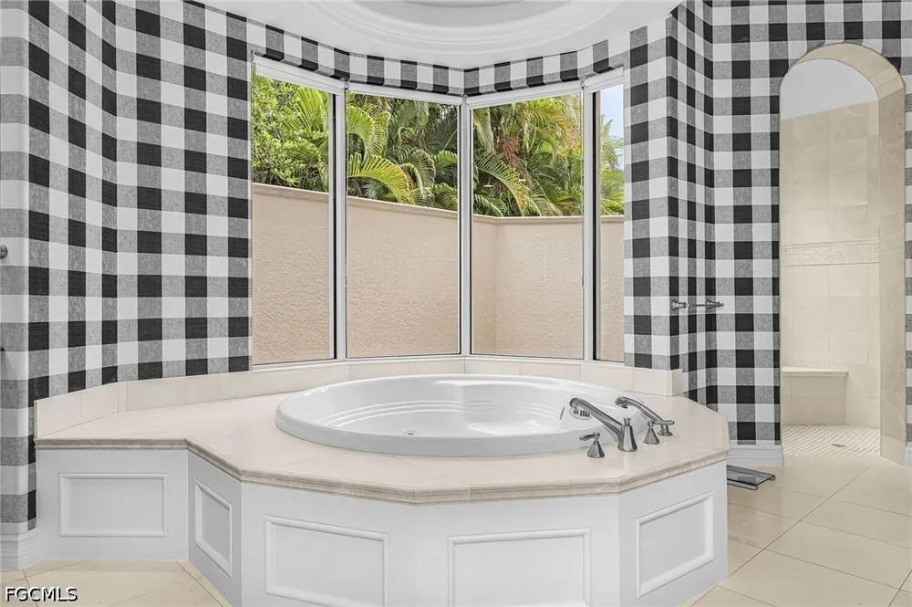 Glenisle Way Fort Myers, FL 33912