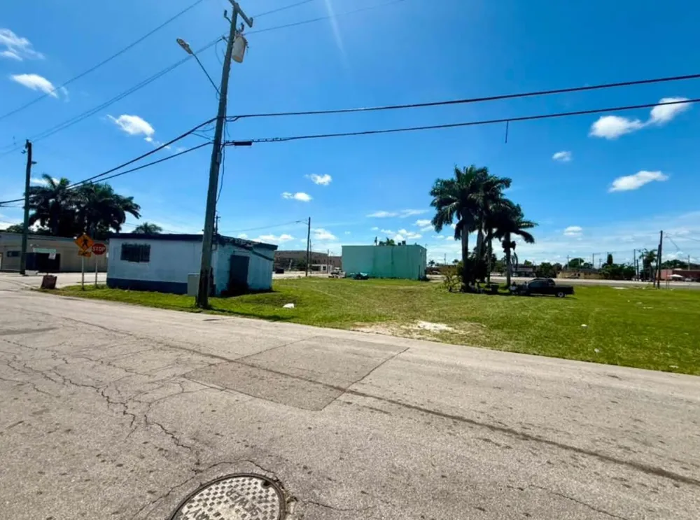 300 SW 5TH STREET Belle Glade, FL 33430