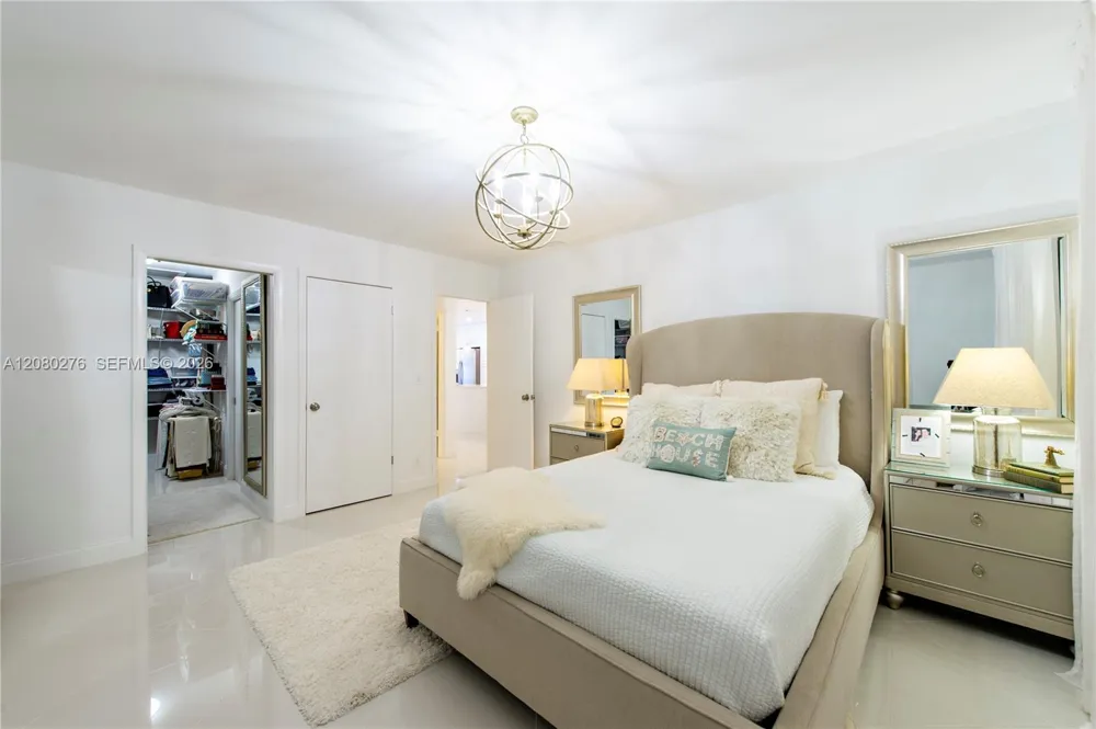 8580 Bella Vista Dr Boca Raton, FL 33433