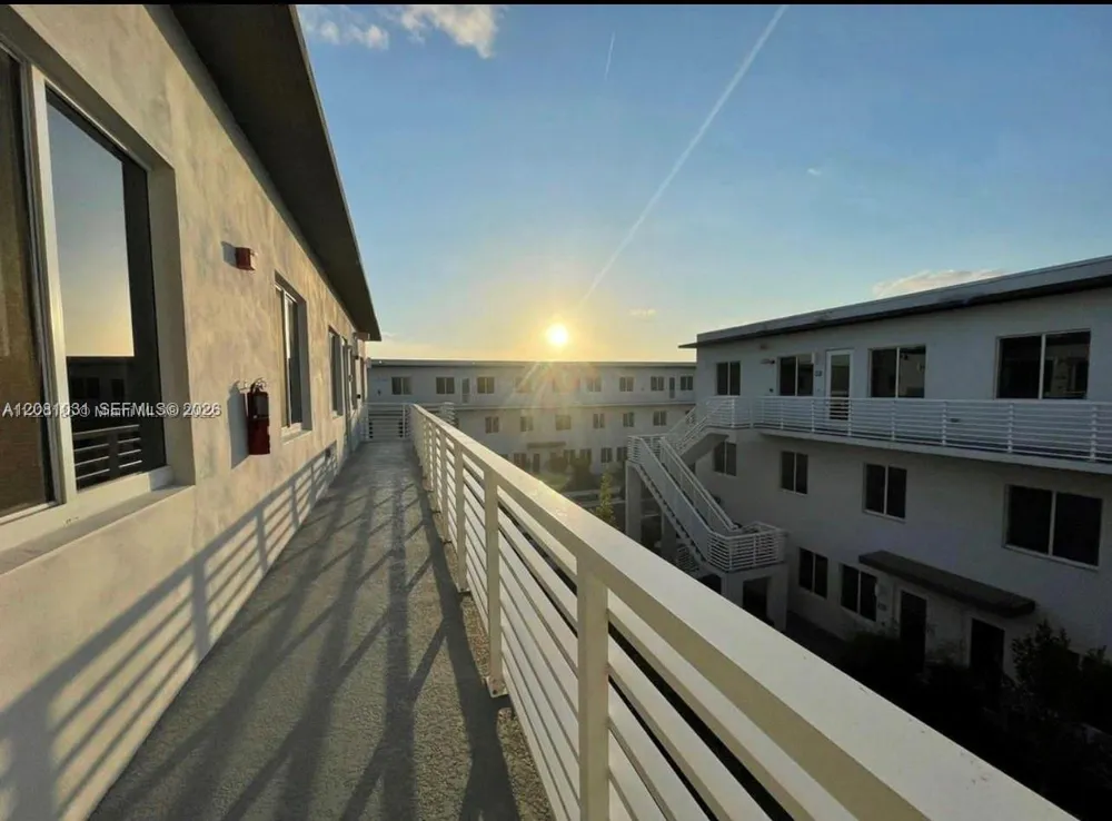 10229 NW 64th Ter #303 Doral, FL 33178