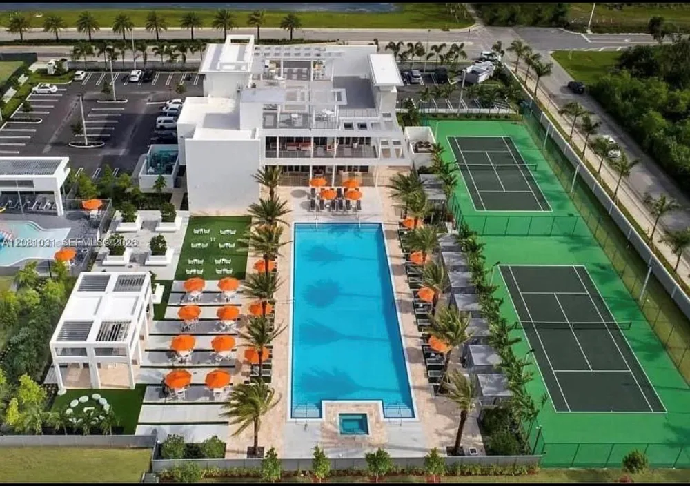 10229 NW 64th Ter #303 Doral, FL 33178