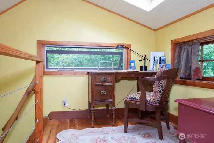 2071 Pheasant Farm Lane Freeland, WA 98249