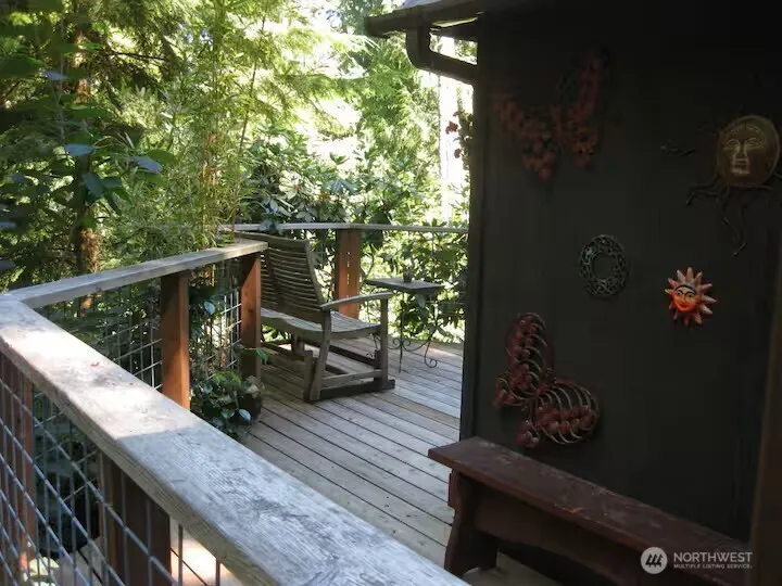 2071 Pheasant Farm Lane Freeland, WA 98249