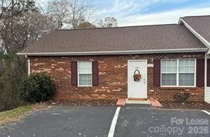 117 24th Street NW Hickory, NC 28601