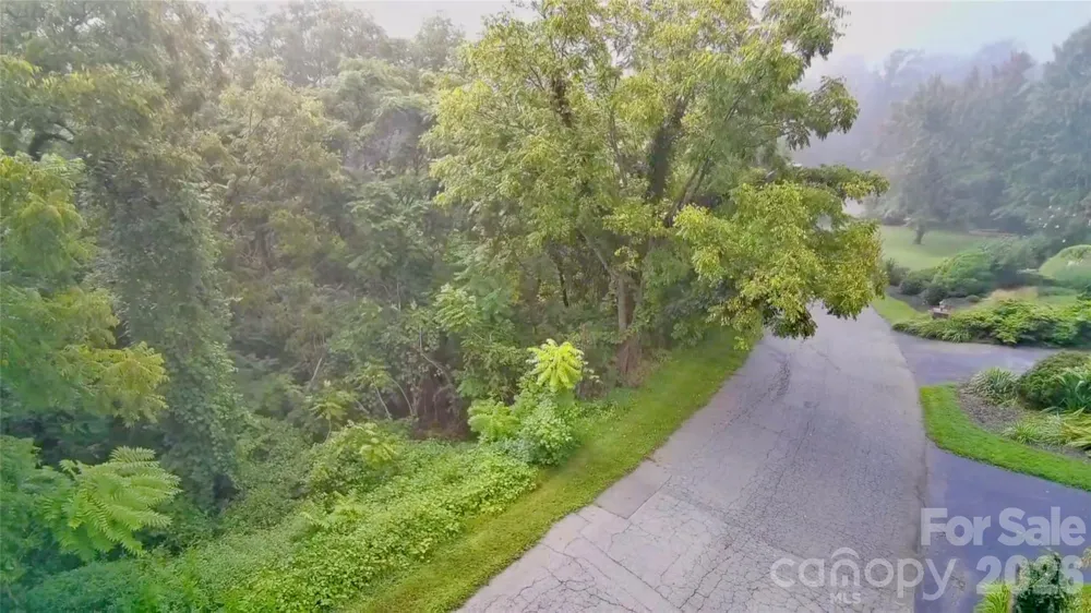 99999 Elk Mountain Ridge #14 Asheville, NC 28804