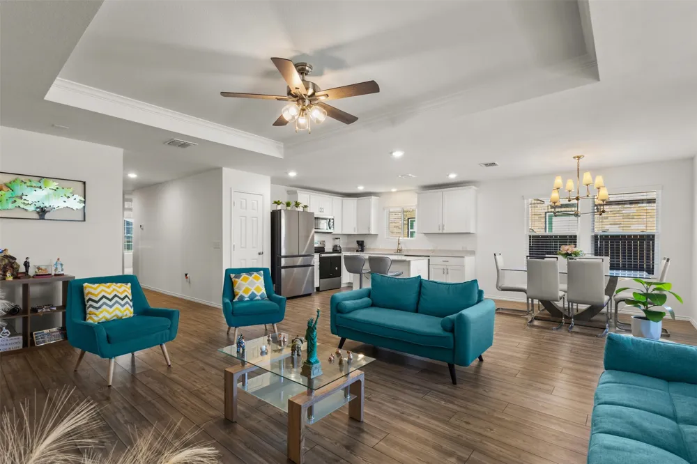 2117 Winding Creek Way Denton, TX 76208