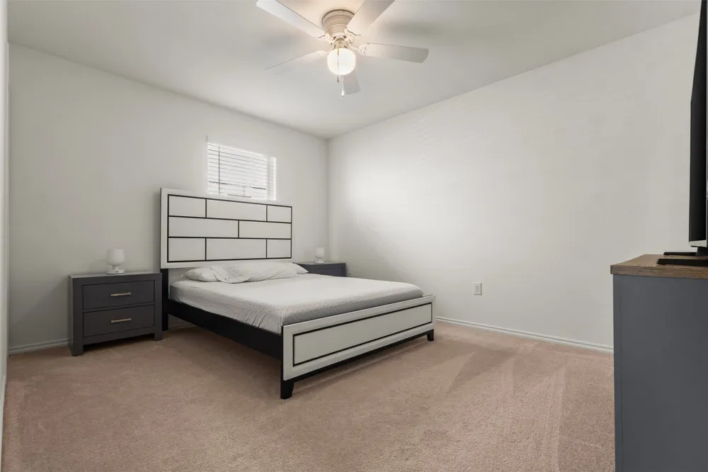 2117 Winding Creek Way Denton, TX 76208