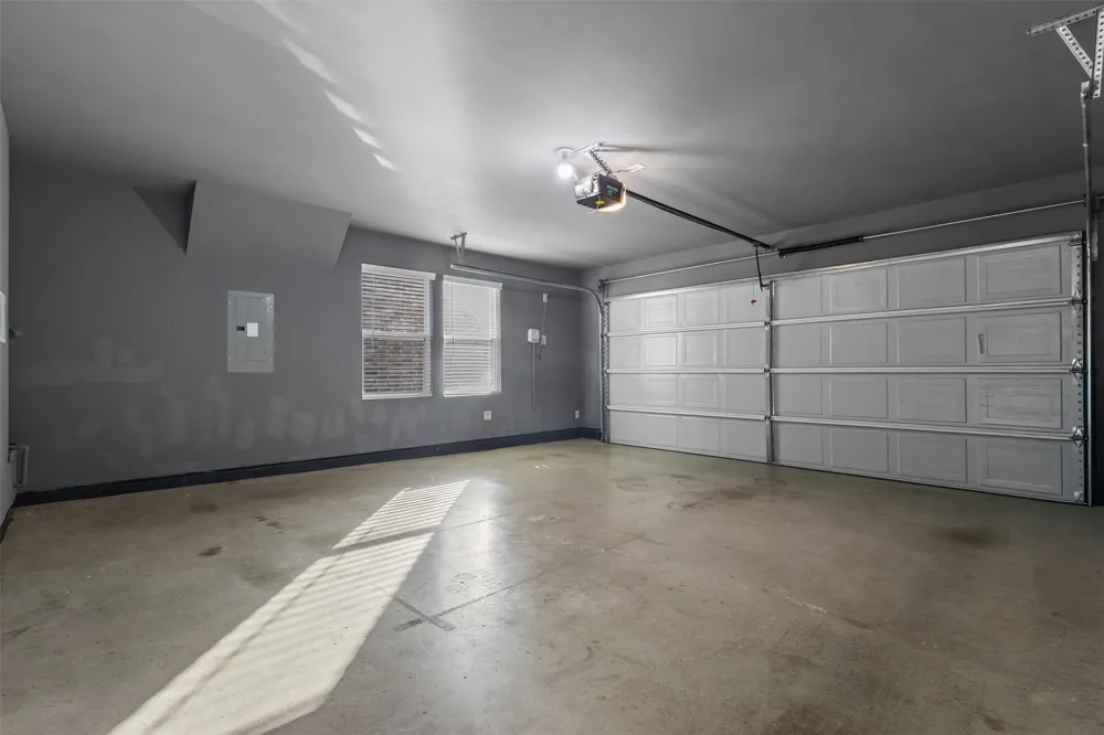 2117 Winding Creek Way Denton, TX 76208