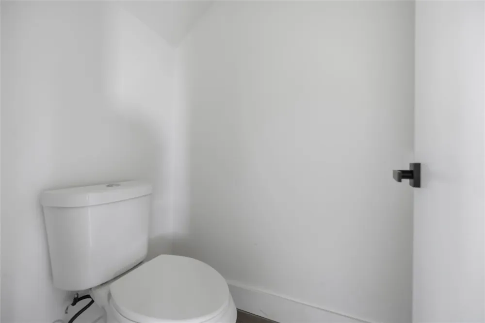 2809 Toyah Avenue Houston, TX 77039