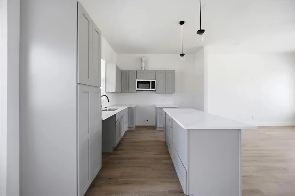 2809 Toyah Avenue Houston, TX 77039