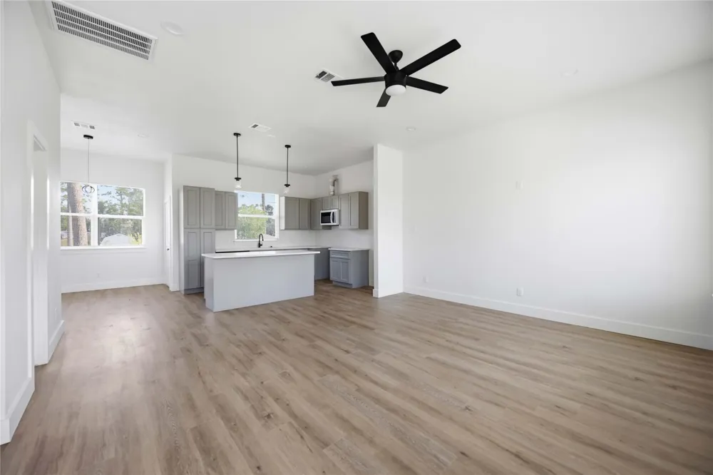 2809 Toyah Avenue Houston, TX 77039