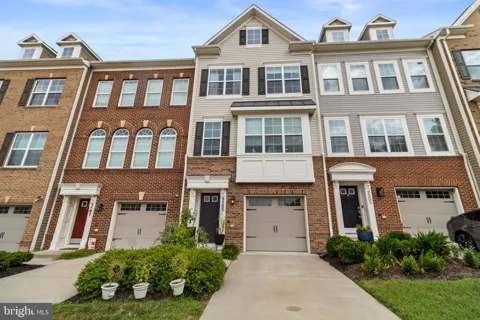 9505 SYCAMORE GRV