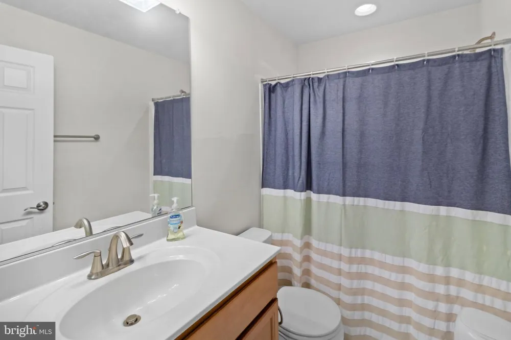 9505 SYCAMORE GRV Upper Marlboro, MD 20772