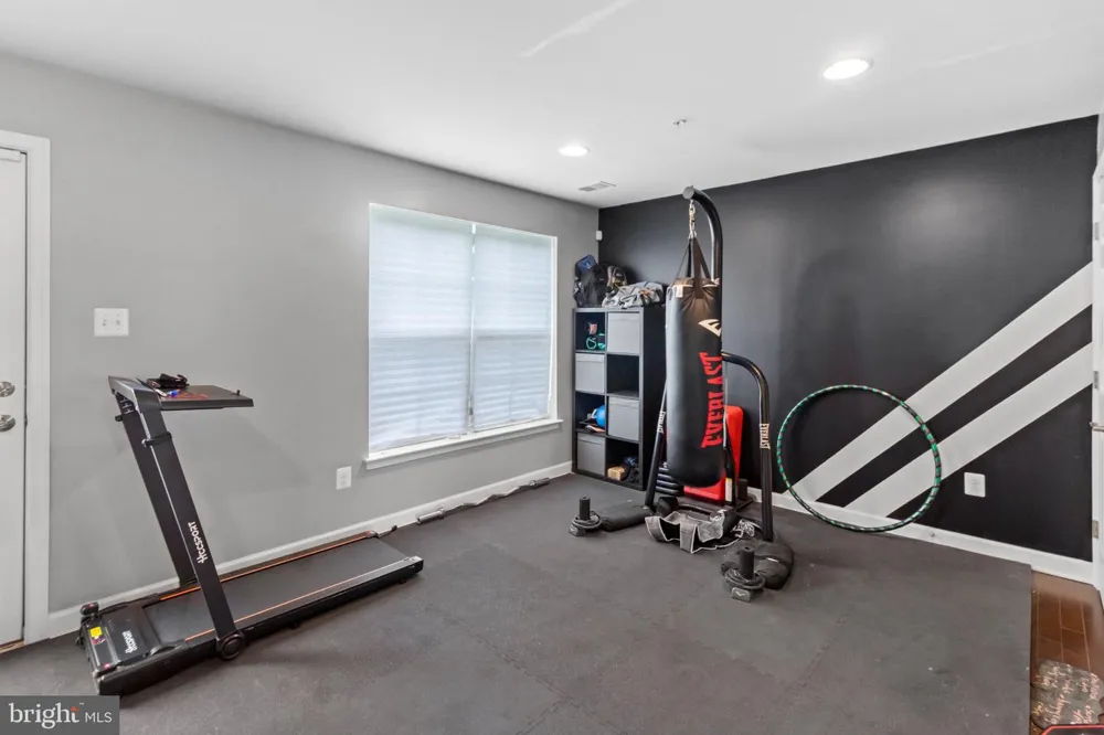 9505 SYCAMORE GRV Upper Marlboro, MD 20772