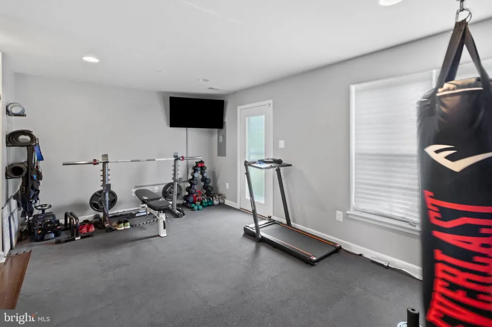9505 SYCAMORE GRV Upper Marlboro, MD 20772