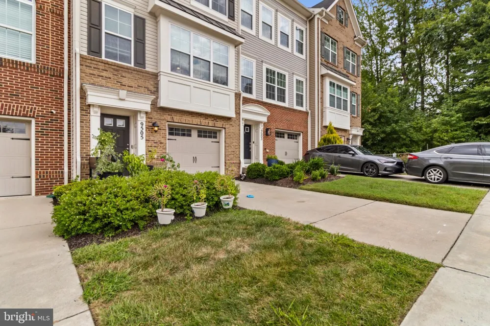 9505 SYCAMORE GRV Upper Marlboro, MD 20772