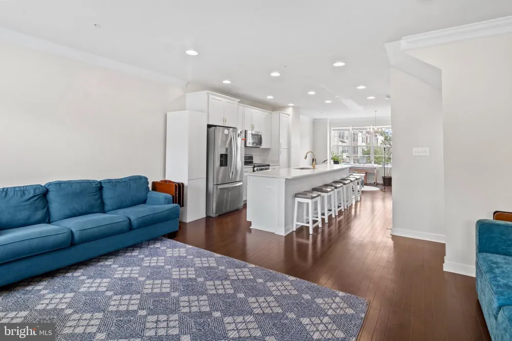 9505 SYCAMORE GRV Upper Marlboro, MD 20772