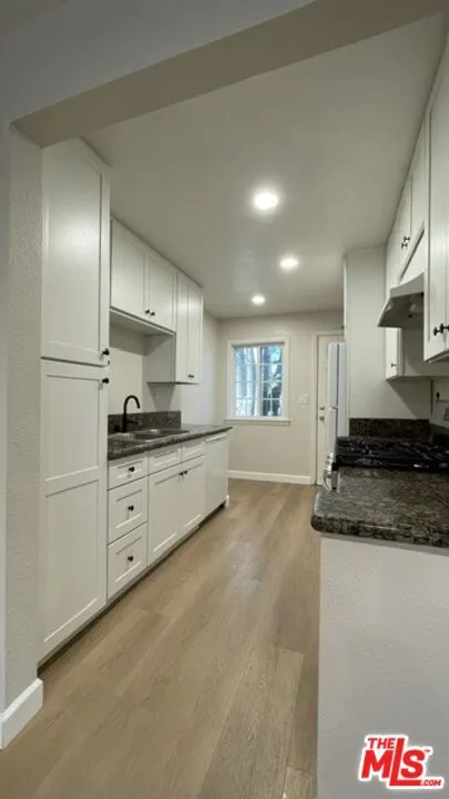 4110 Ocean View Boulevard #1/2 Montrose, CA 91020