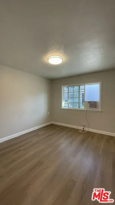 4110 Ocean View Boulevard #1/2 Montrose, CA 91020