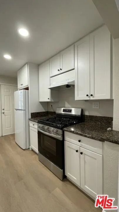 4110 Ocean View Boulevard #1/2 Montrose, CA 91020