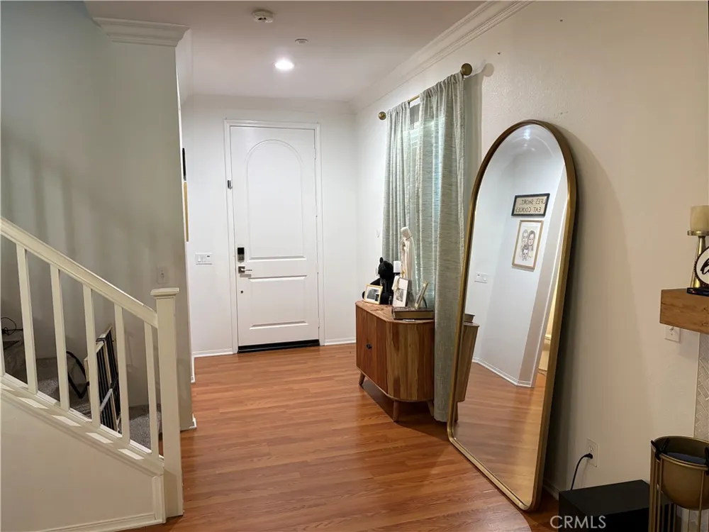 11984 Spartan Fontana, CA 92337