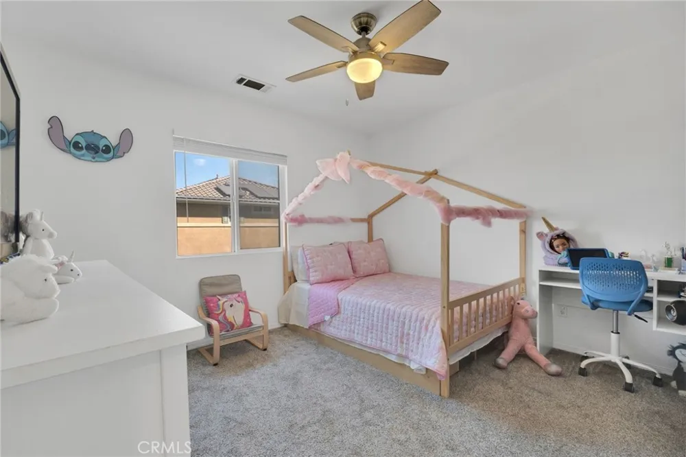 11984 Spartan Fontana, CA 92337