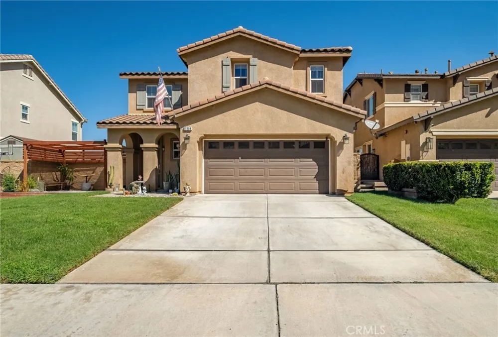 11984 Spartan Fontana, CA 92337
