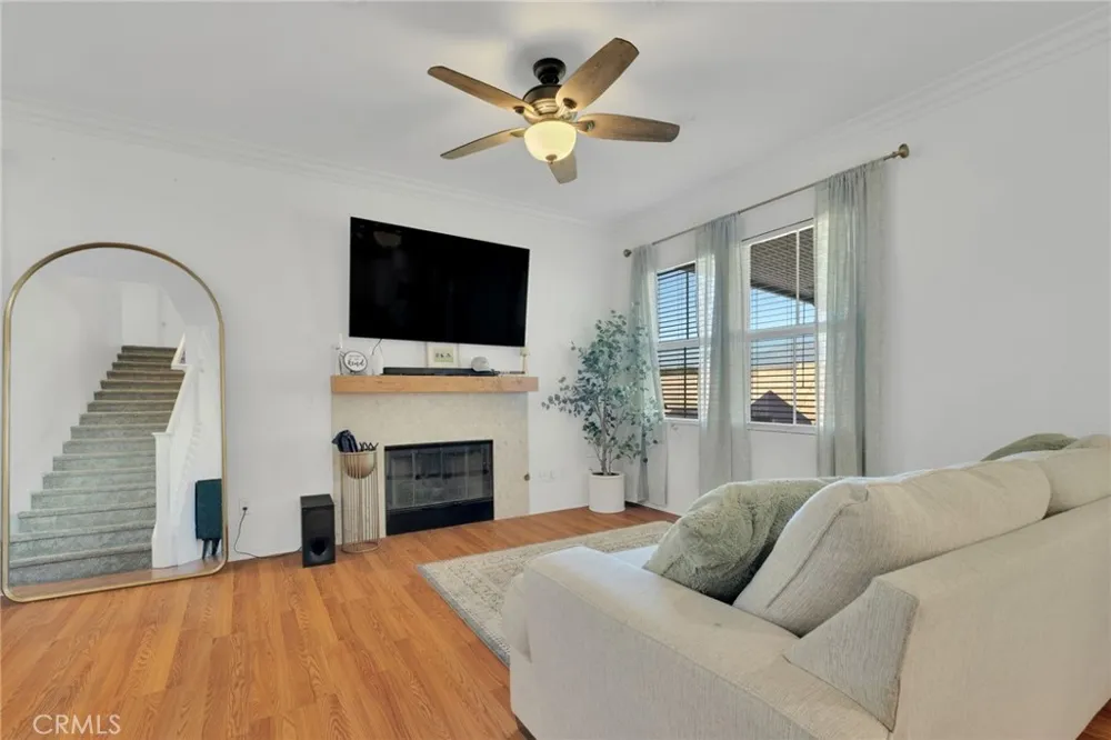 11984 Spartan Fontana, CA 92337