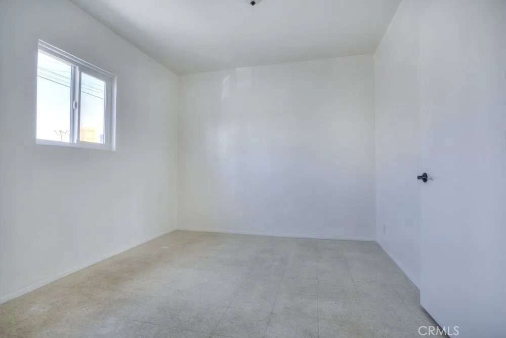 1003 Simmons Ave East Los Angeles, CA 90022