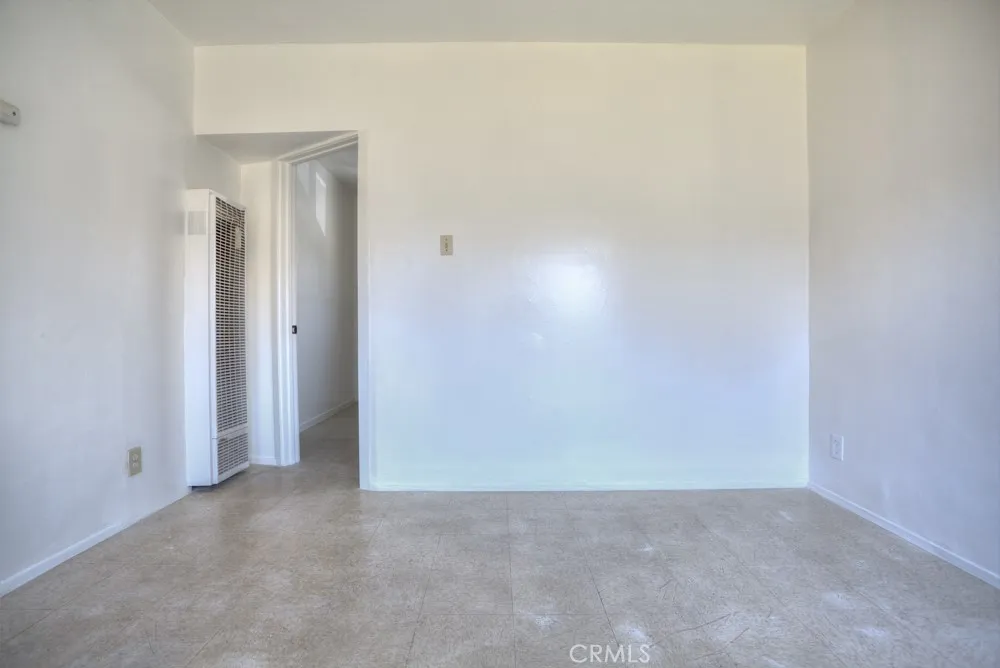 1003 Simmons Ave East Los Angeles, CA 90022