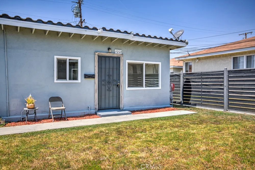 1003 Simmons Ave East Los Angeles, CA 90022