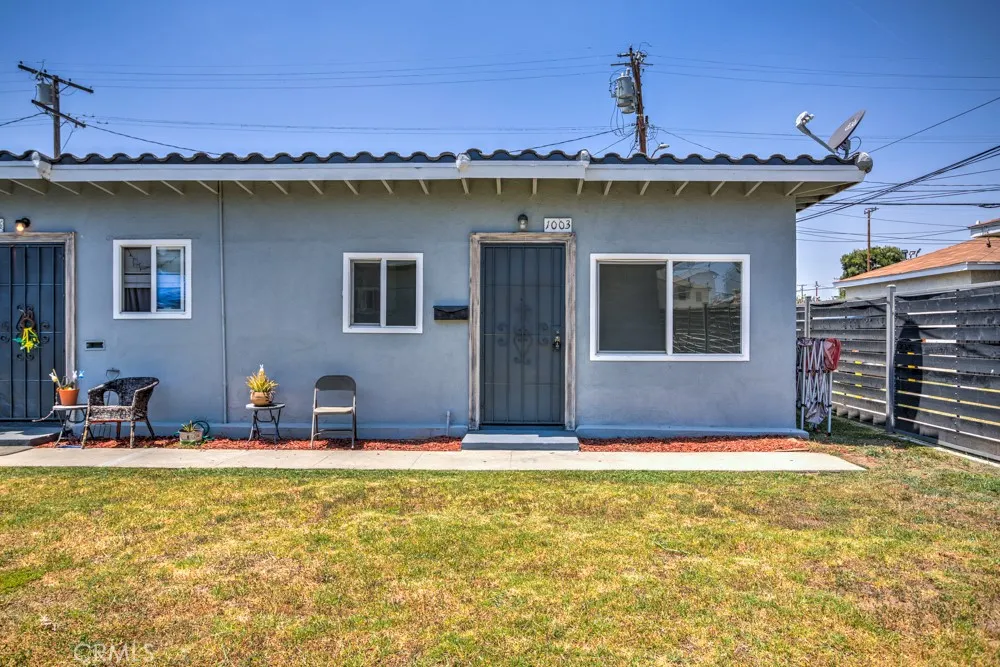 1003 Simmons Ave East Los Angeles, CA 90022