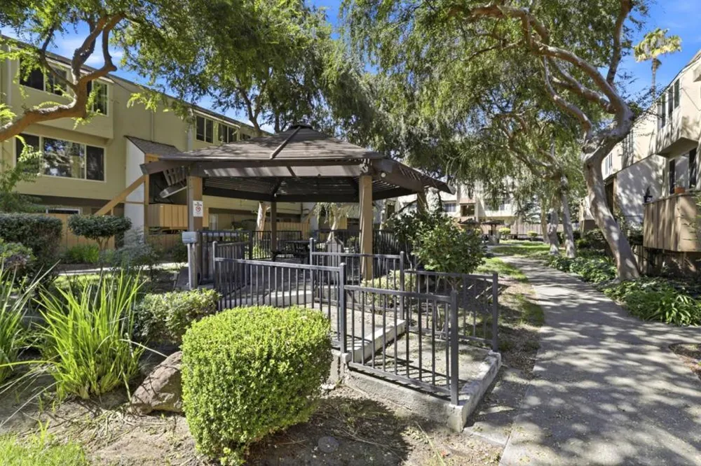 460 Auburn Way #18 San Jose, CA 95129
