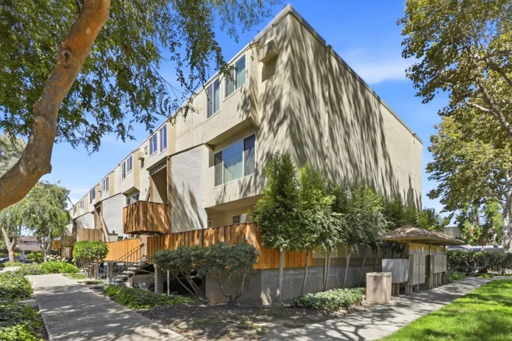 460 Auburn Way #18 San Jose, CA 95129