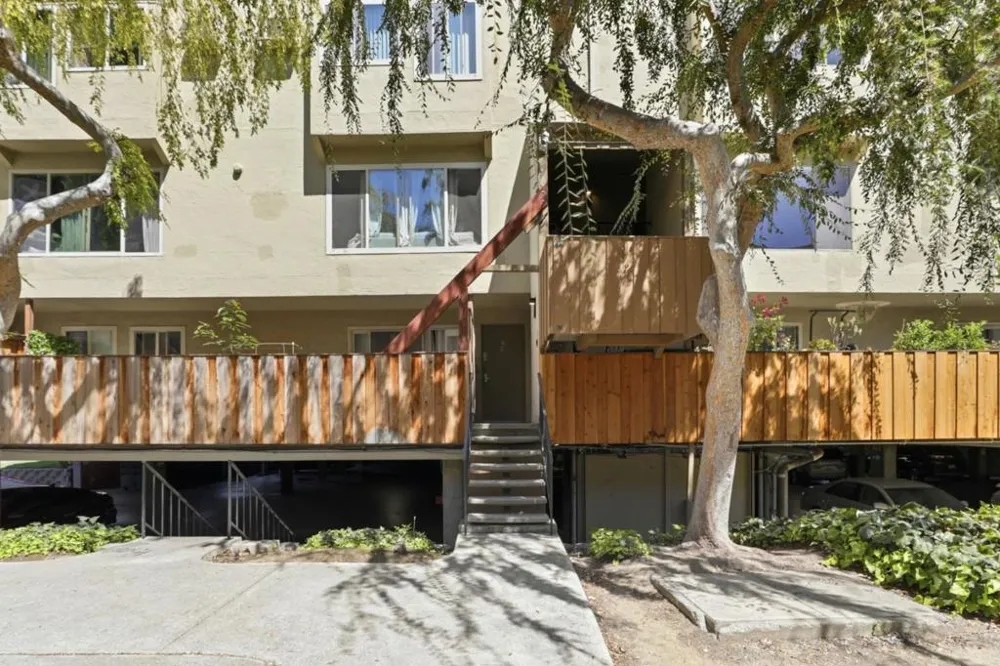 460 Auburn Way #18 San Jose, CA 95129